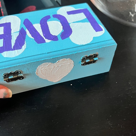 Hand Painted Jewelry Box - Picture 5 of 5